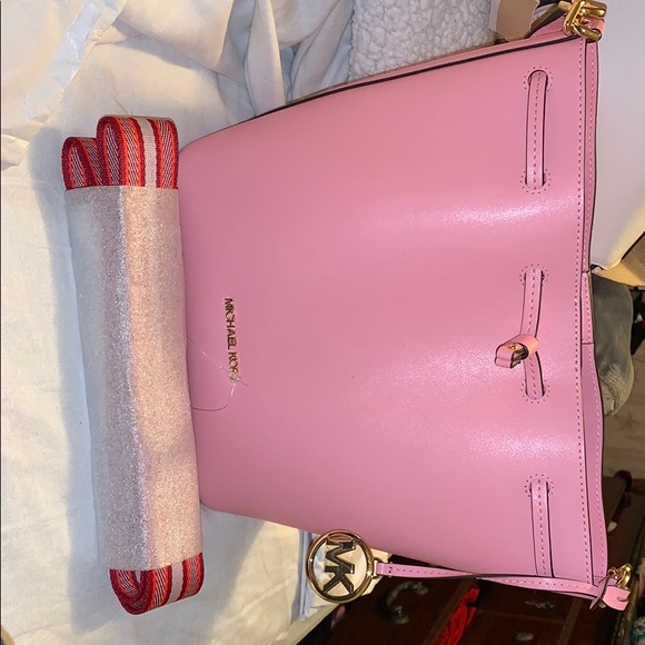 Mk small bucket bag - Picture 1 of 3